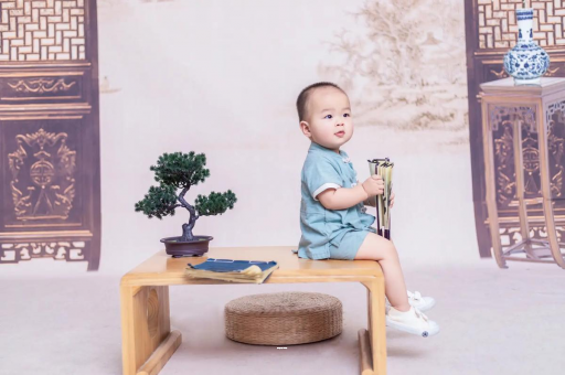 包头孕妇尖肚子和圆肚子